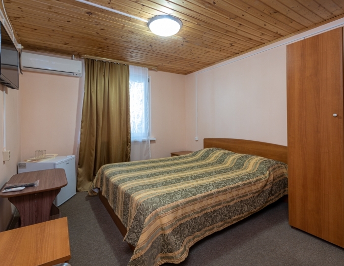 Стандарт 2-местный 1-комнатный б/б  в корпусе на территории - Пансионат «Солнечный» Холодная речка