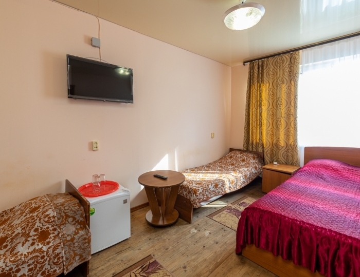 Стандарт 4-местный 1-комнатный в корпусе на территории - Пансионат «Солнечный» Холодная речка